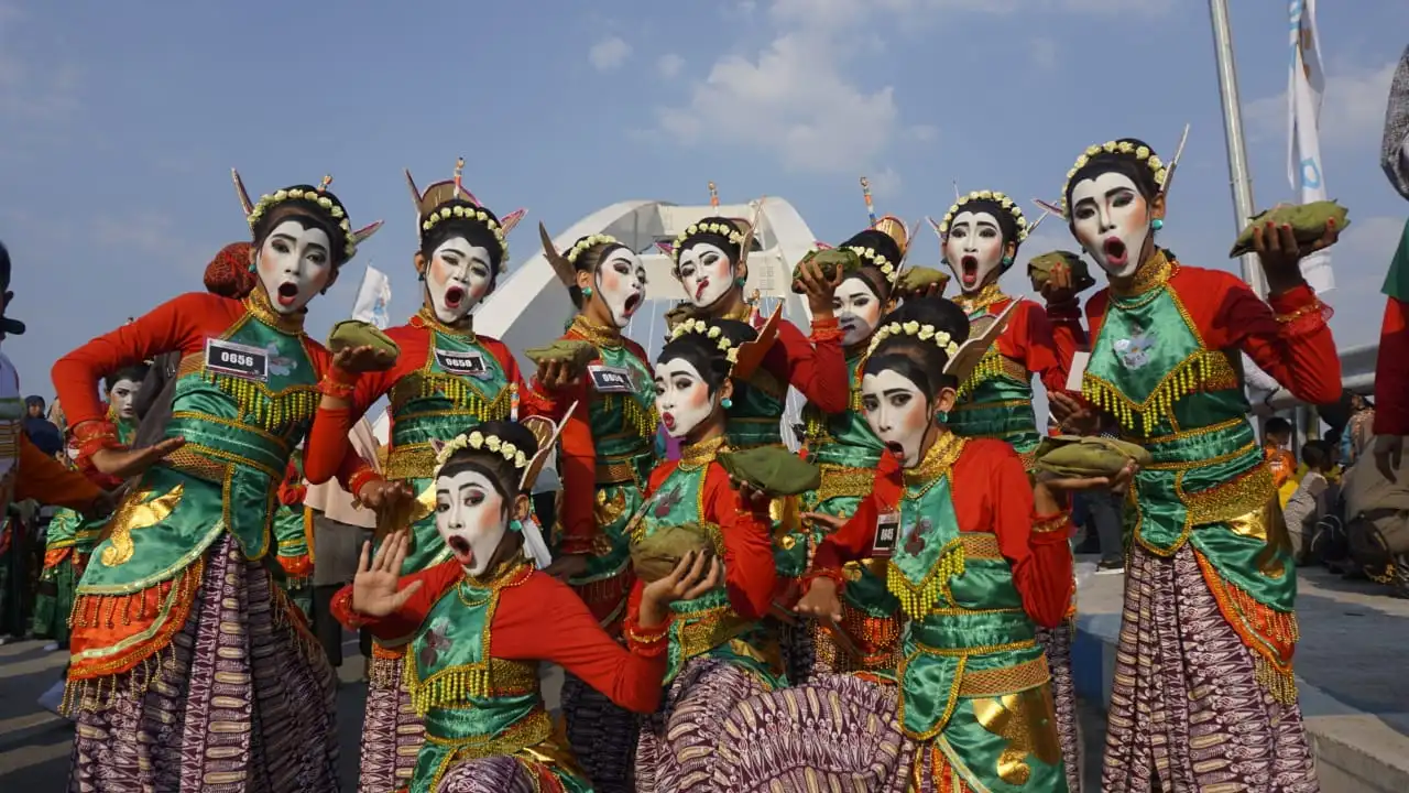 Tari Thengul